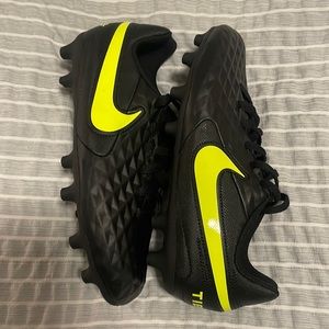 Boys Nike cleats size 3.5 kids